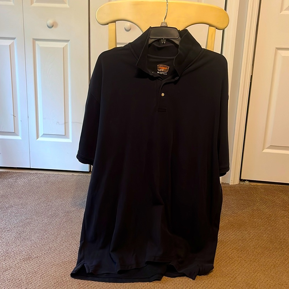 Black short sleeve polo